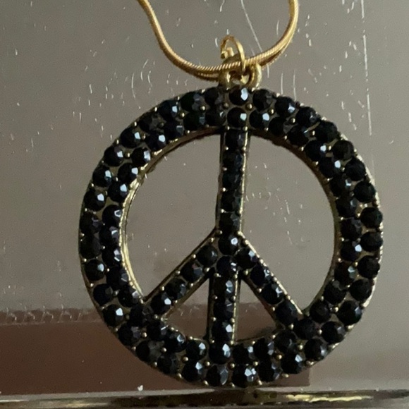BLACK RHINESTONE PEACE SIGN ON A STERLING SILVER 20” SNAKE CHAIN - Picture 2 of 2